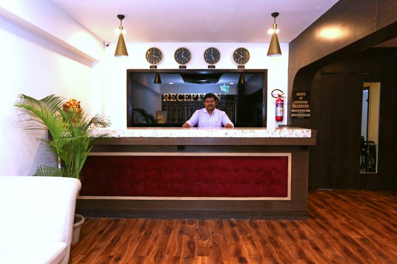 Hotel Shantidoot, Dadar Malad Exterior foto